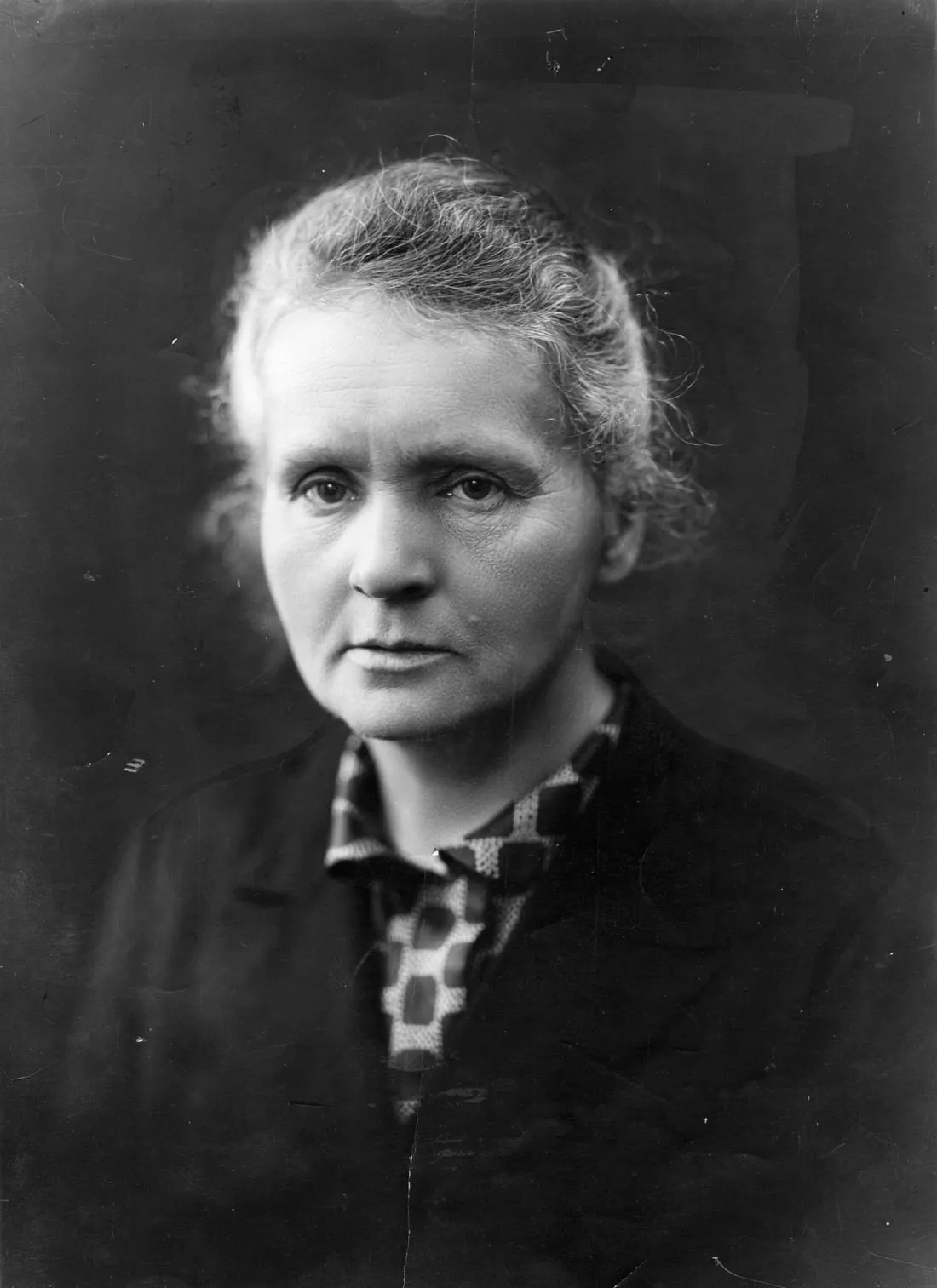 Portrait of Marie Curie.